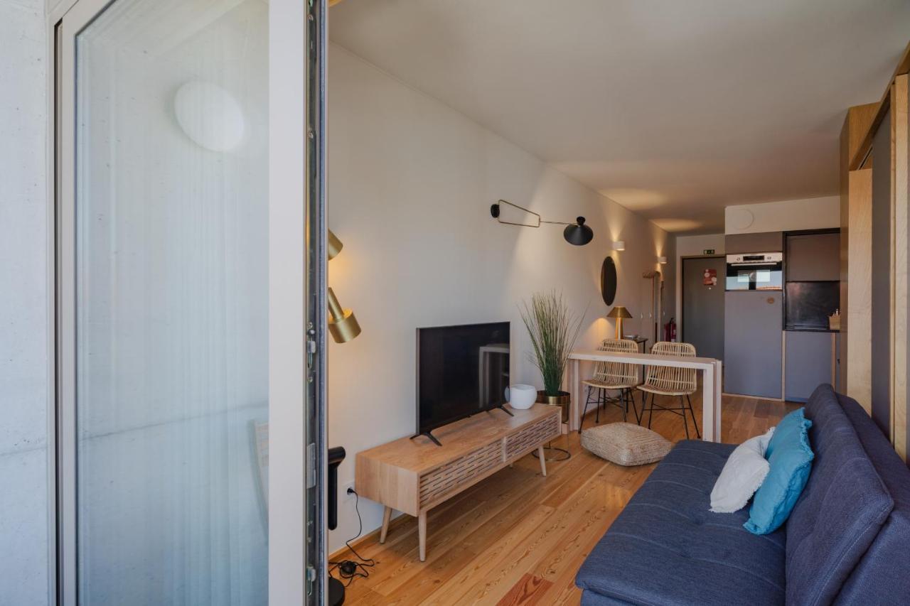 Apartment Feel Corporate Housing Campanha