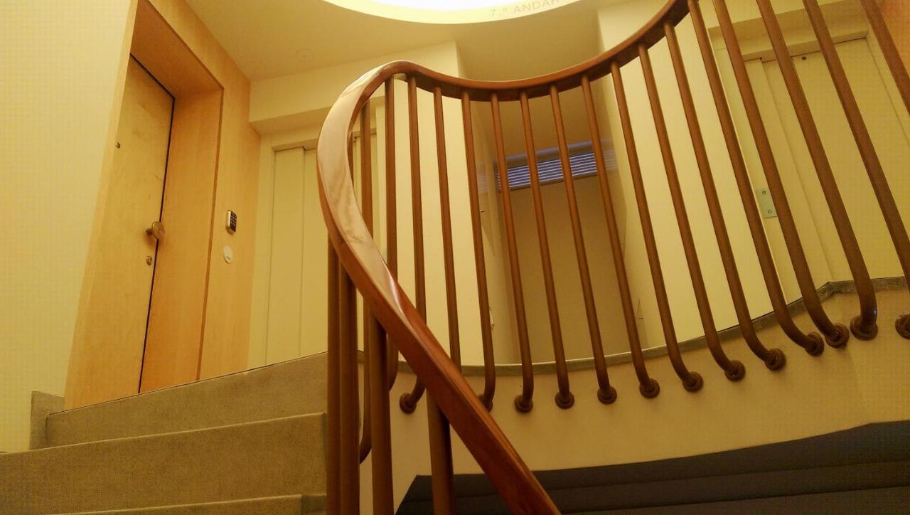 Unique Penthouse Near Livaria Lello - 40m2 Terrace And Free Parking Apartment