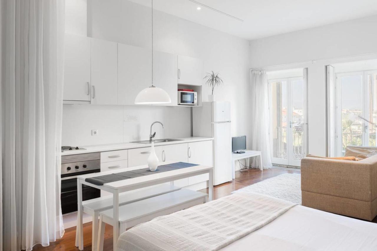 Guestready - Ayres W Balcony Garden Apartment *