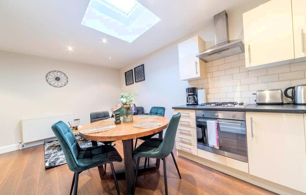 Private Guestmonro Bed & Breakfast