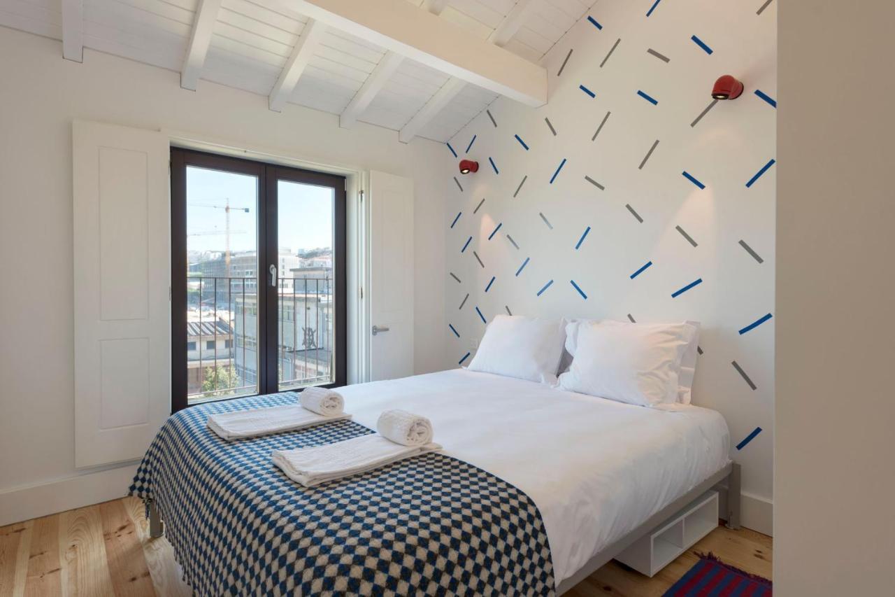 Boavista Penthouse W/ 2 Balconies & Ac By Lovelystay * Porto