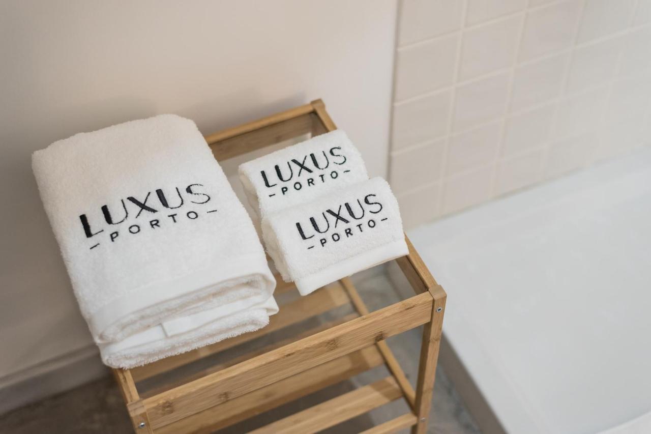 Guestready - Luxus Apts - Sto Ildefonso Terrace * Porto