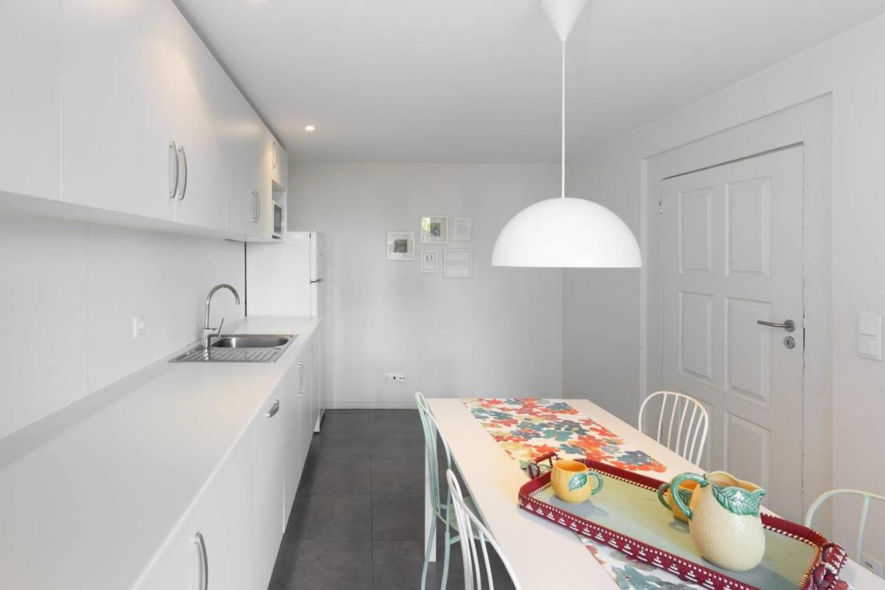 Guestready - Ayres W Balcony Garden Apartment *