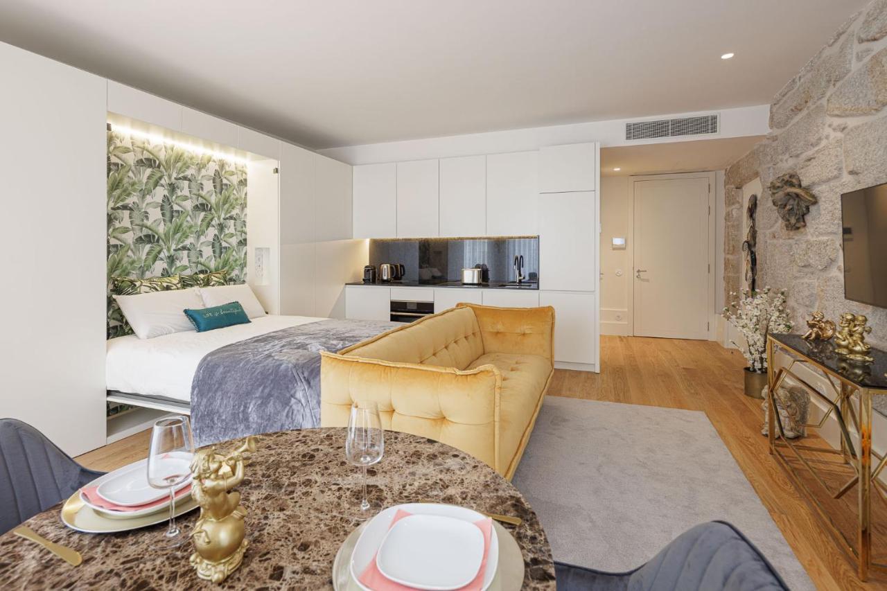 The Downtown Charming Apartment