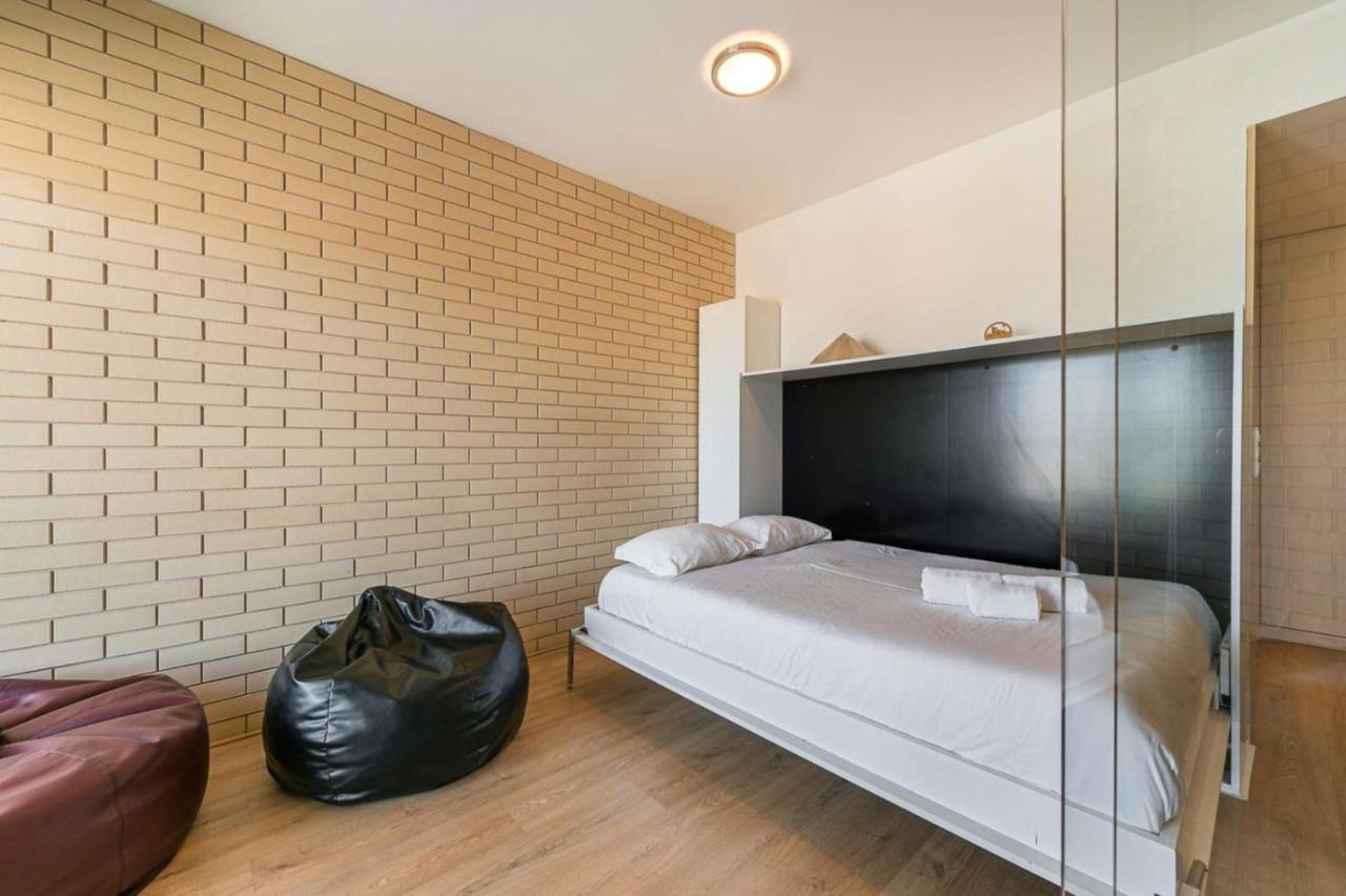 Dragon Stadium W Balcony By Lovelystay Apartment *