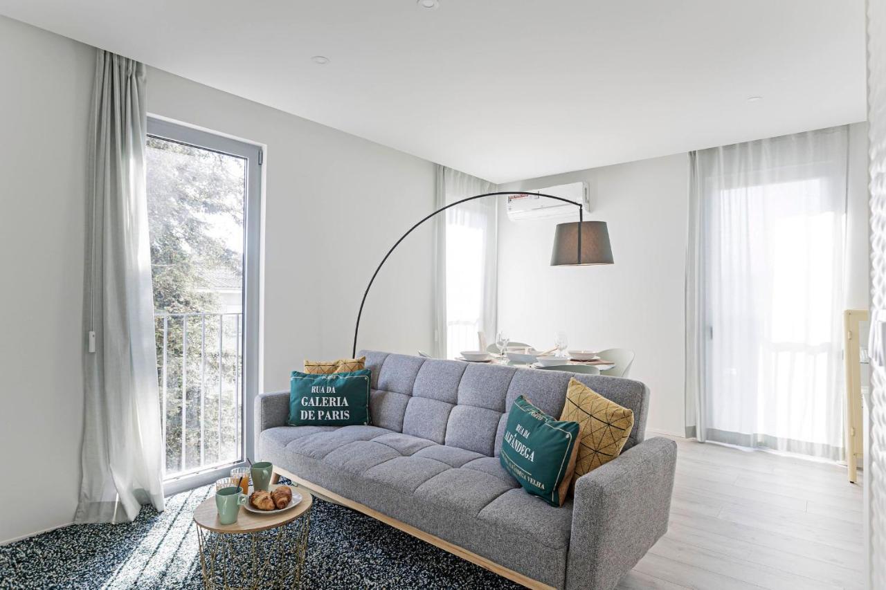 Apartment Stylish Flat W/ Gym & Parking By Lovelystay *