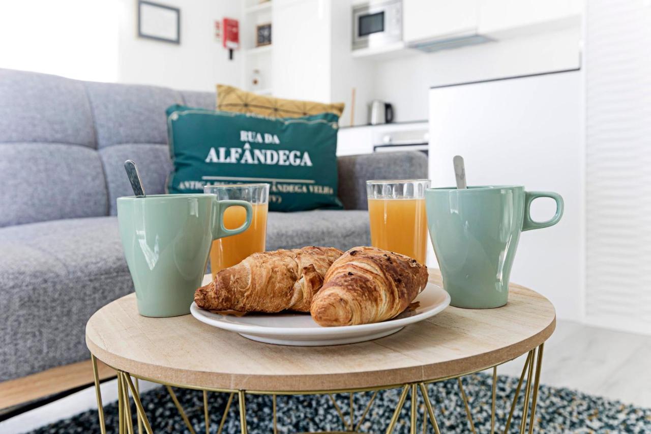 Apartment Stylish Flat W/ Gym & Parking By Lovelystay *