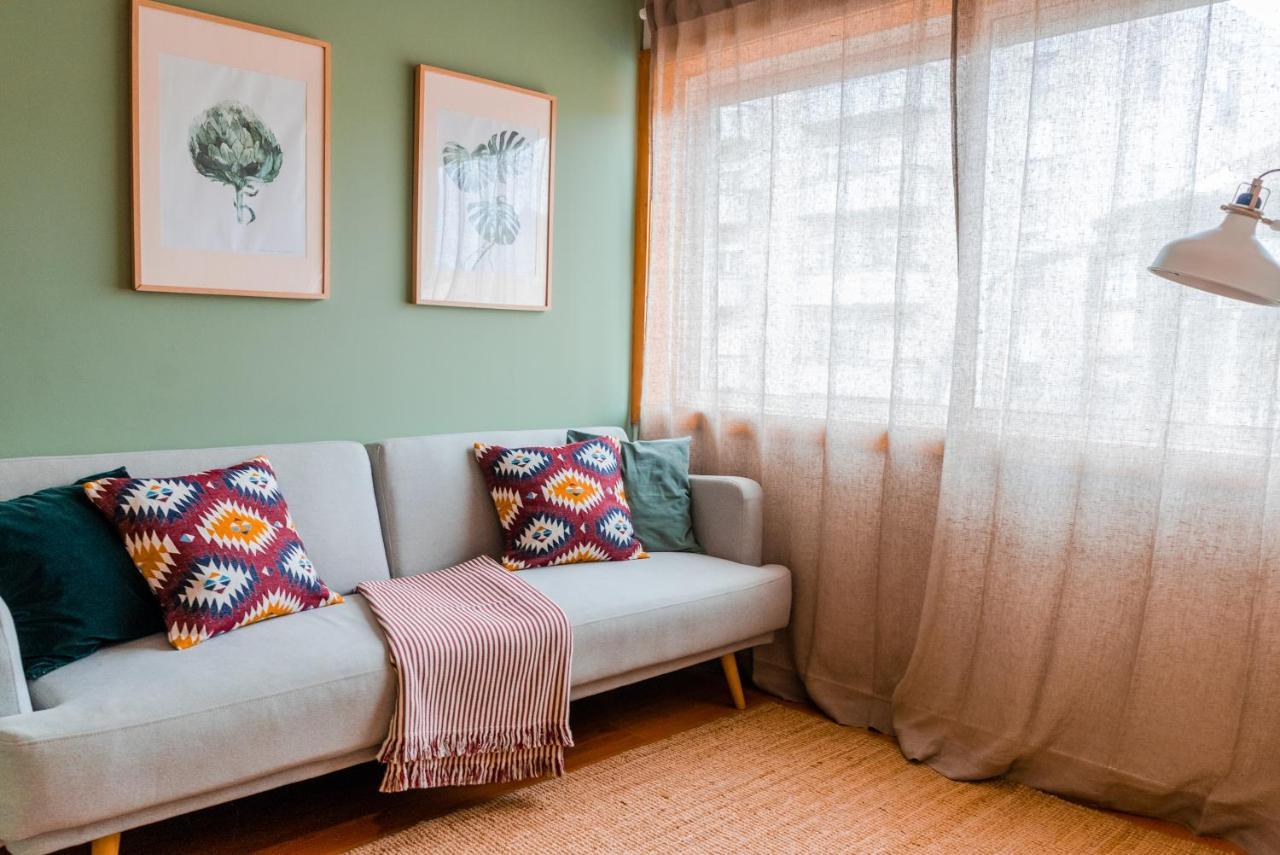 Apartamento Bright In The Heart Of Lapa - 5min Walk To Metro! Porto