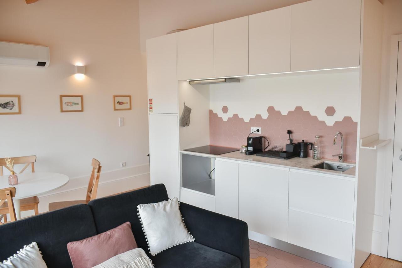 Charmosa Penthouse 2 Quartos - Batalha - - N Porto
