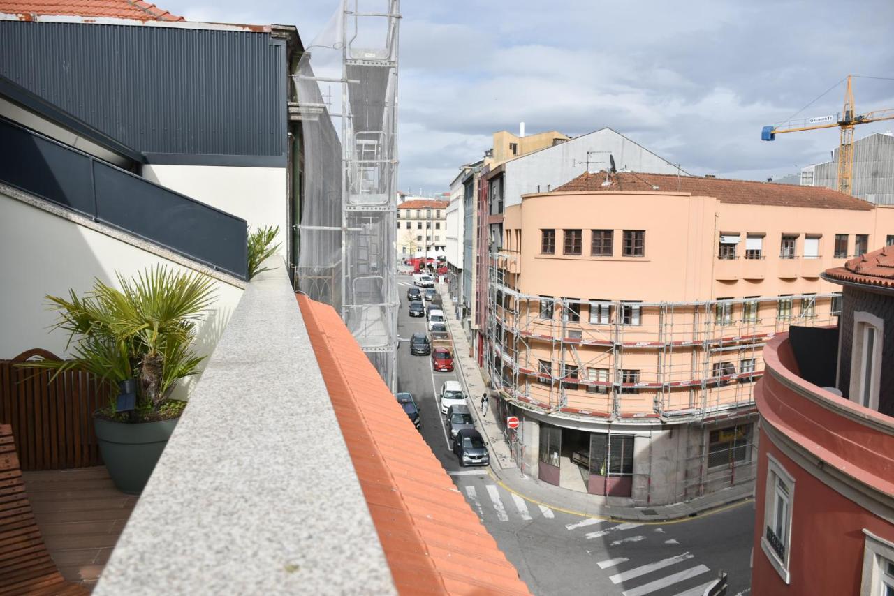 Charmosa Penthouse 2 Quartos - Batalha - - N Porto