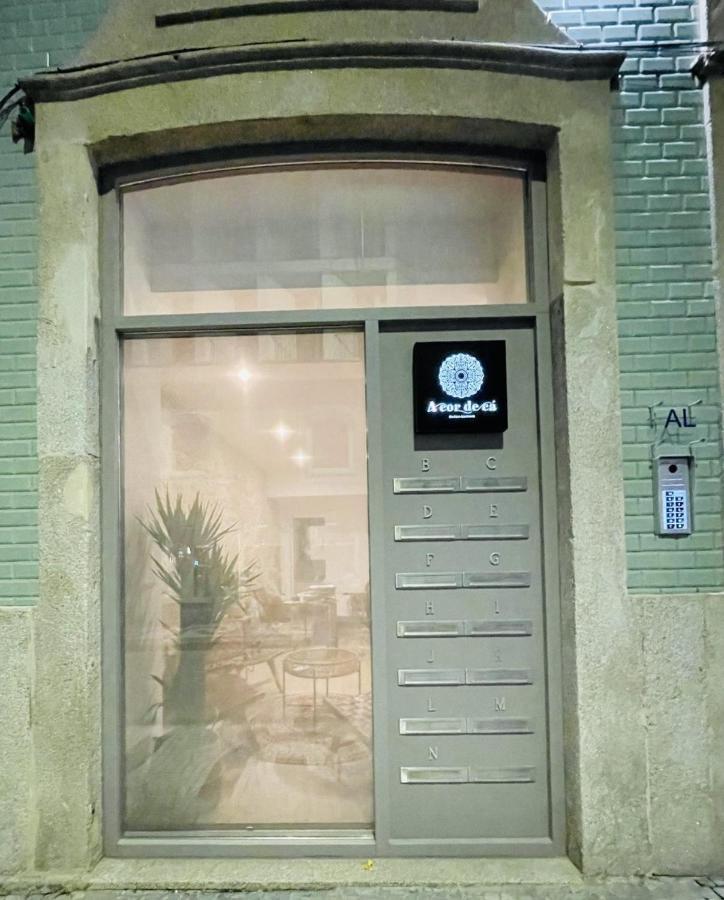 Lindo, Funcional E Charmoso Espaço - Porto