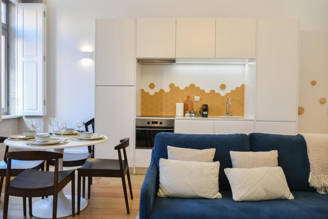 Encantador Na Batalha - - E Apartment *