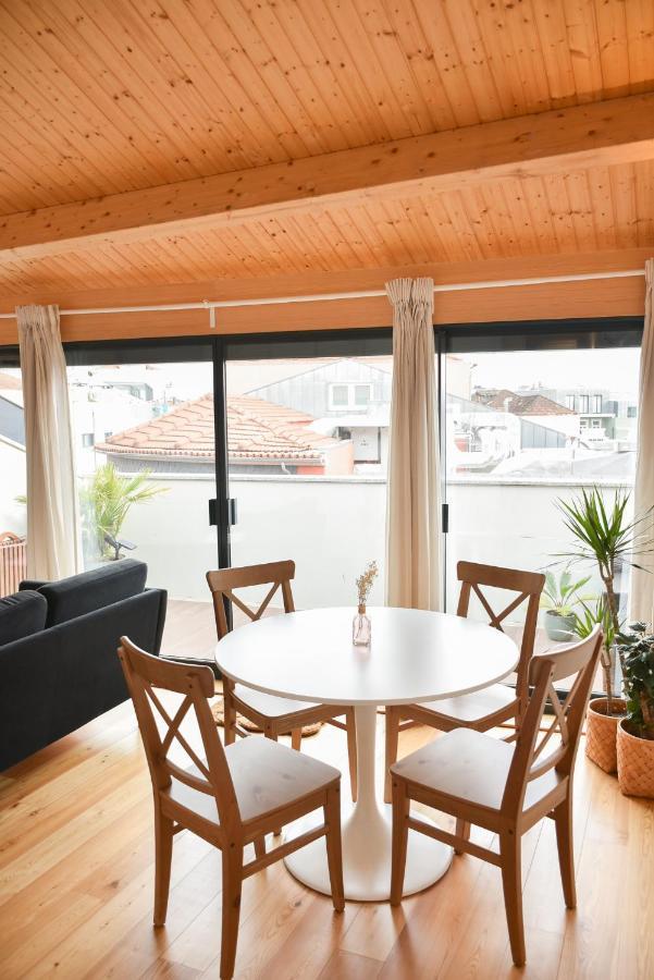 Charmosa Penthouse 2 Quartos - Batalha - - N Porto