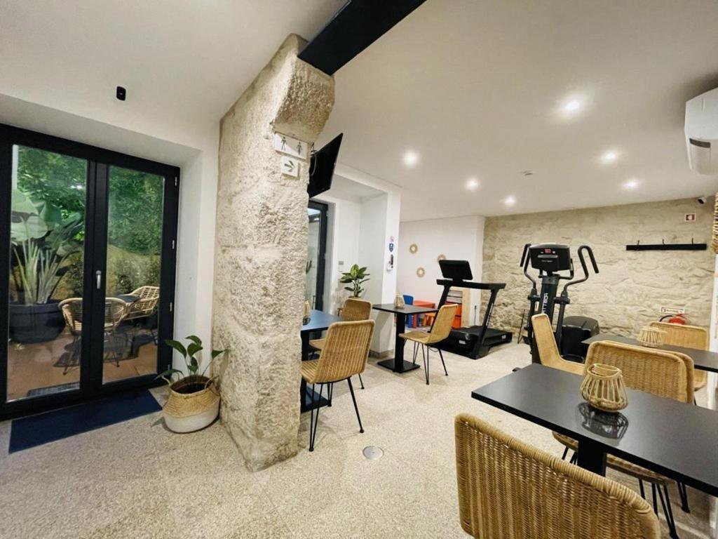 Charmosa Penthouse 2 Quartos - Batalha - - N Porto