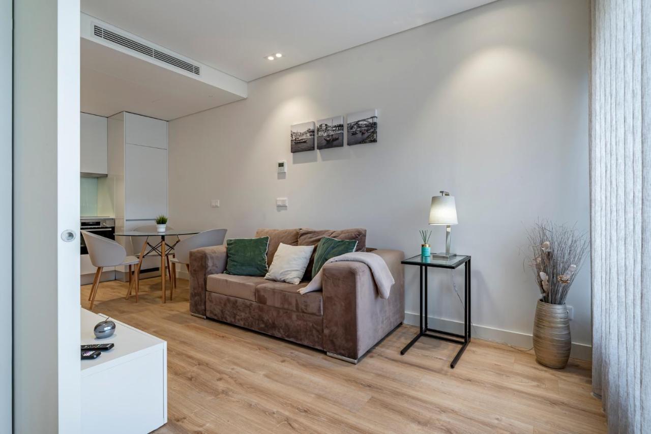 Apartment Antas Park Flat With Pool