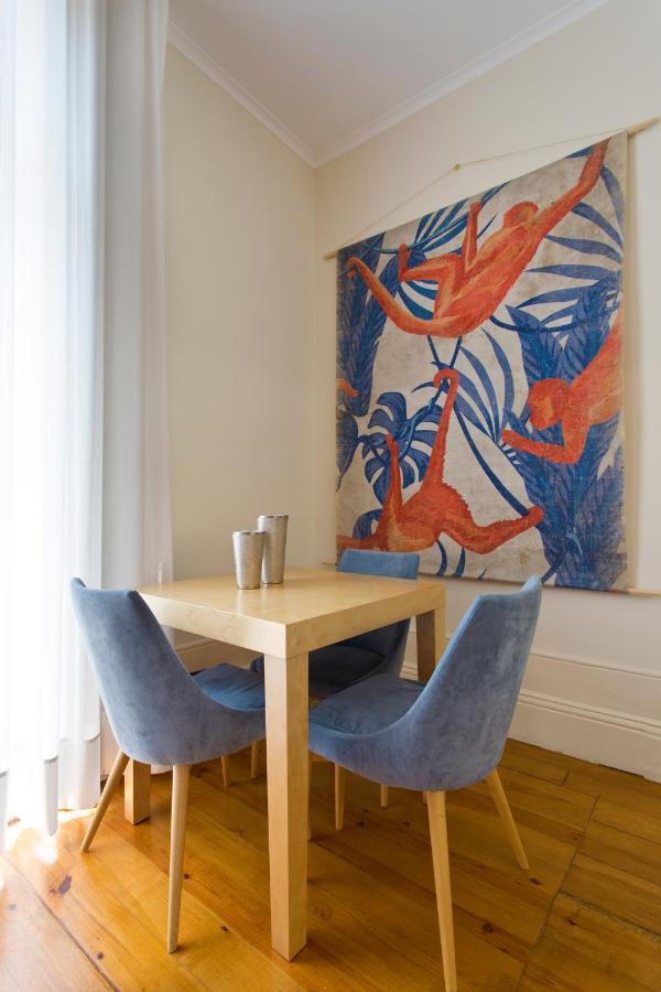 Apartment Boutique Rentals- Urban Garden Balcony&garden
