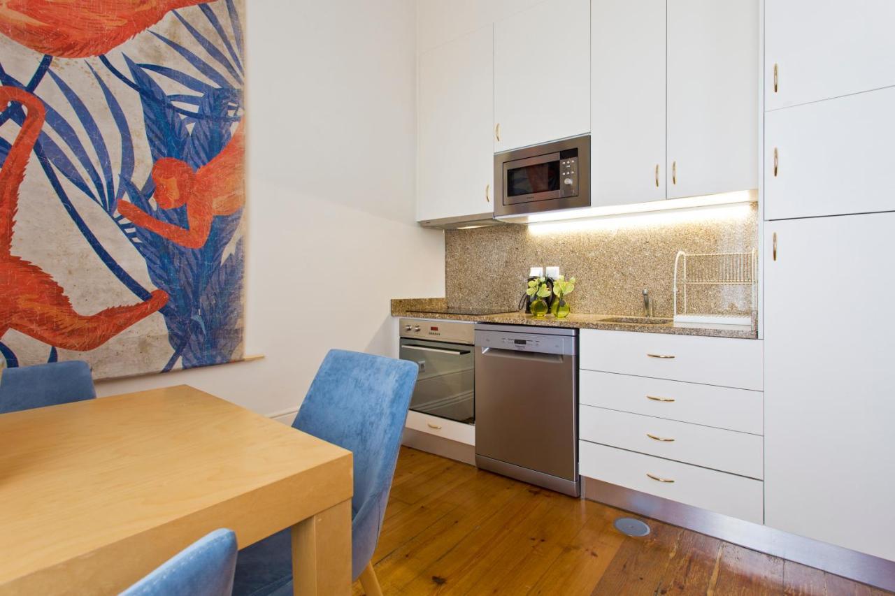 Boutique Rentals- Urban Garden Balcony&garden * Porto