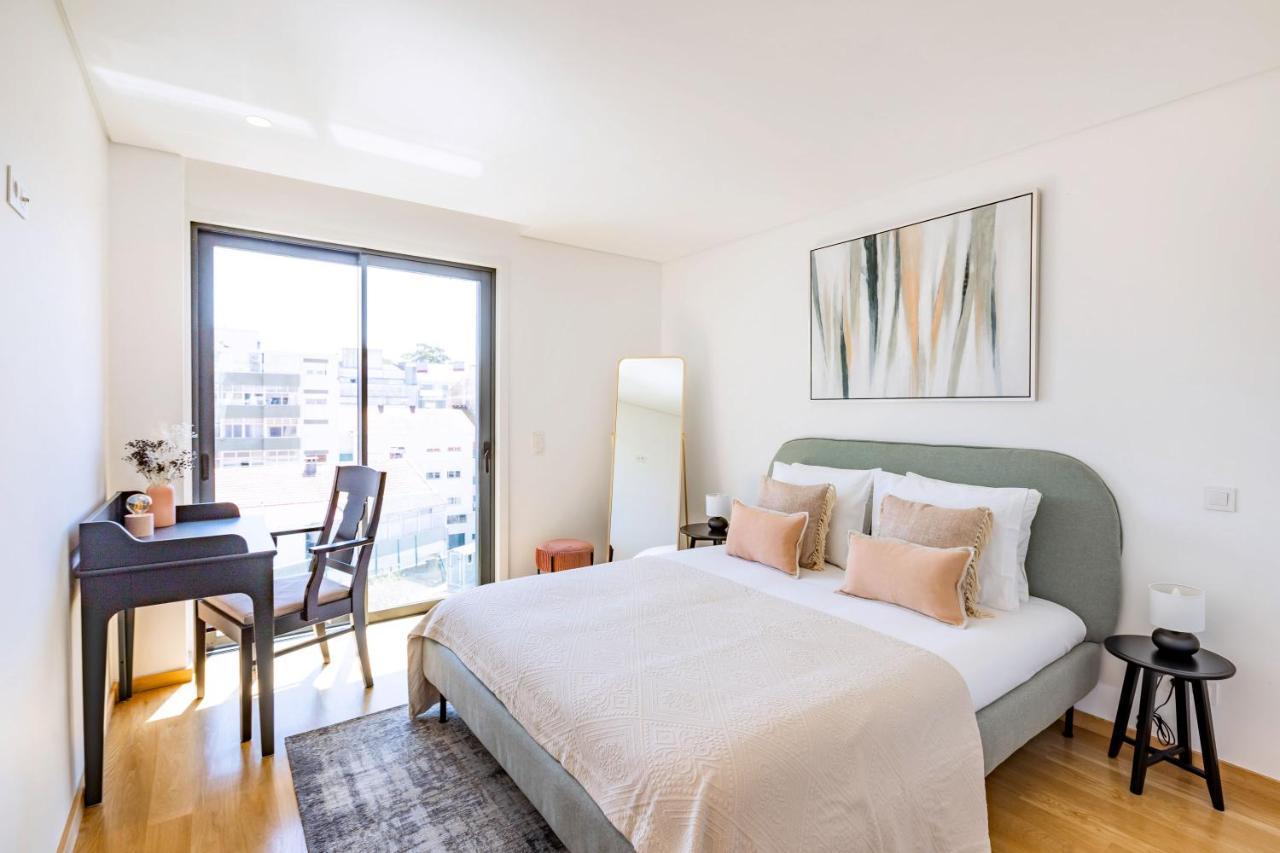 Apartment Camoes Downtown With Parking Porto