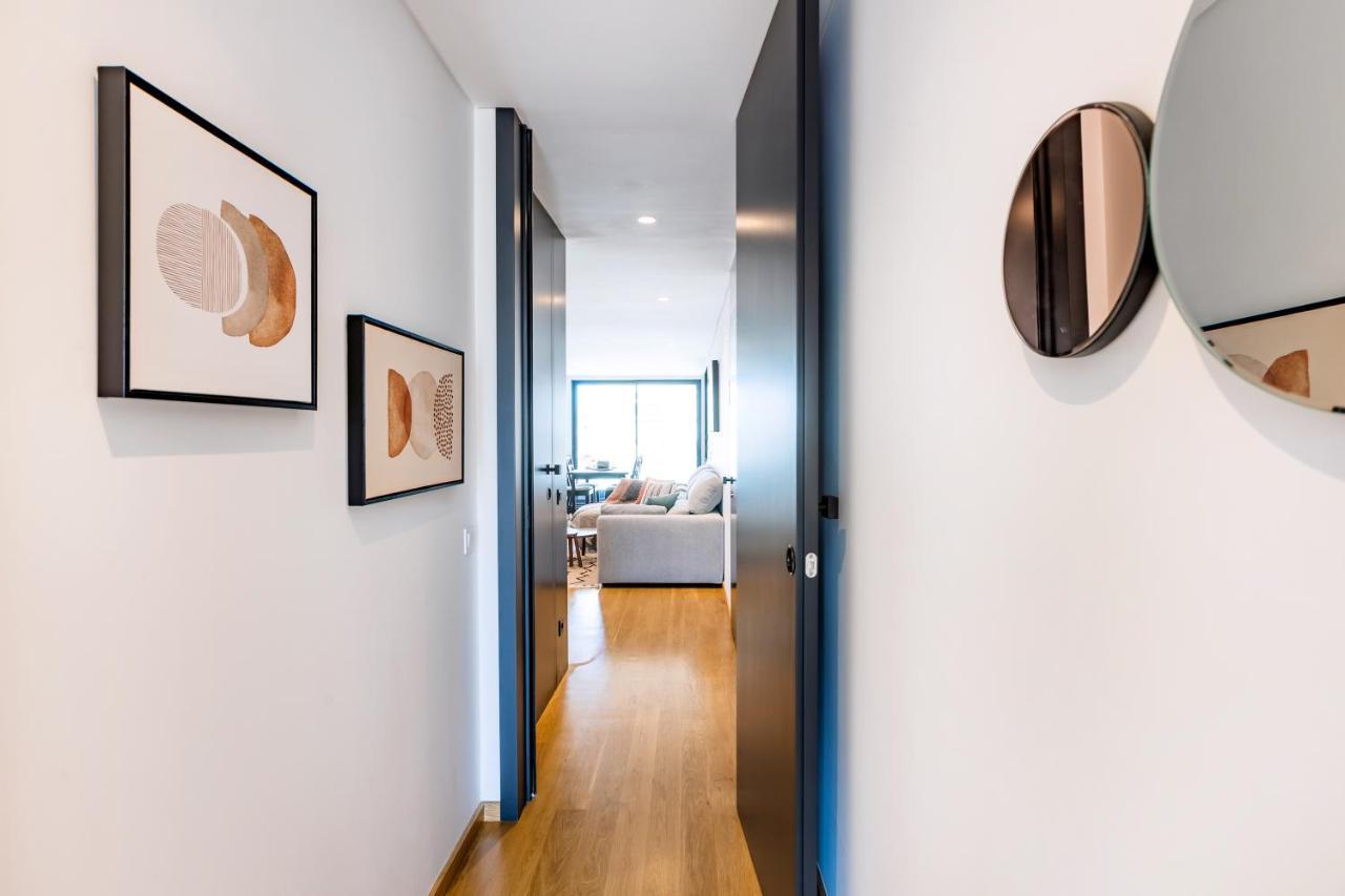 Camoes Downtown With Parking Apartment *