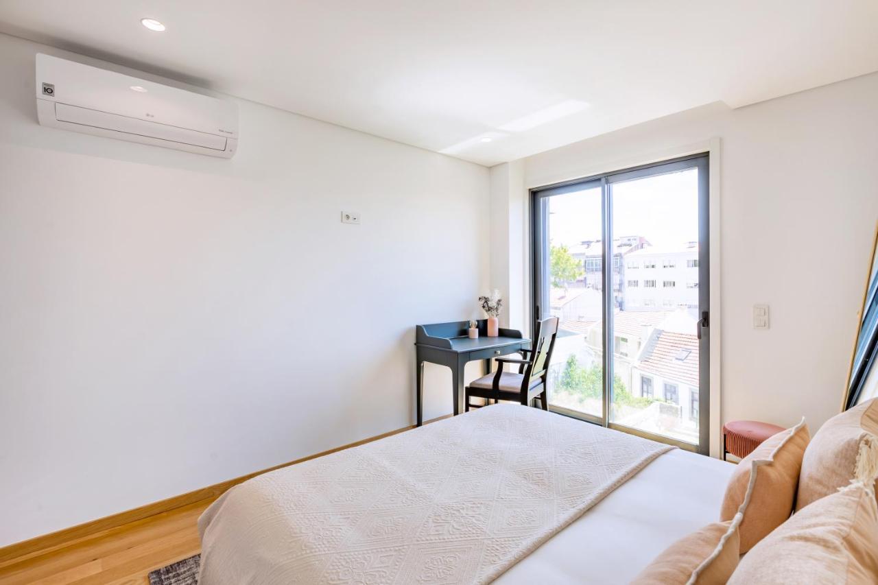 Camoes Downtown With Parking Apartment *