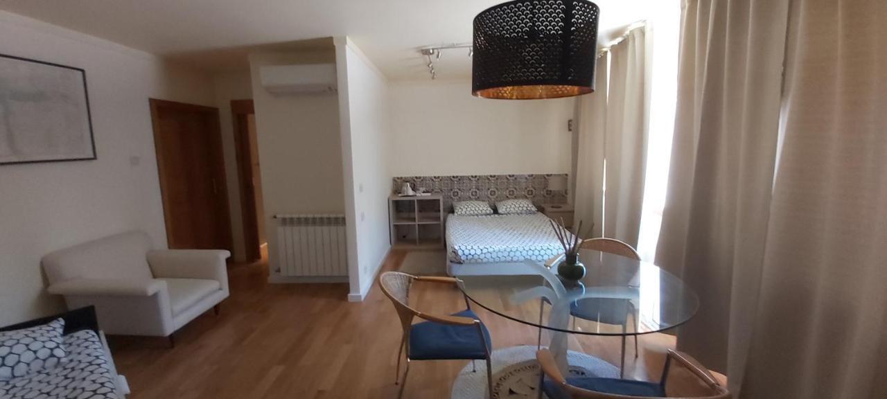 Foz O Apartment