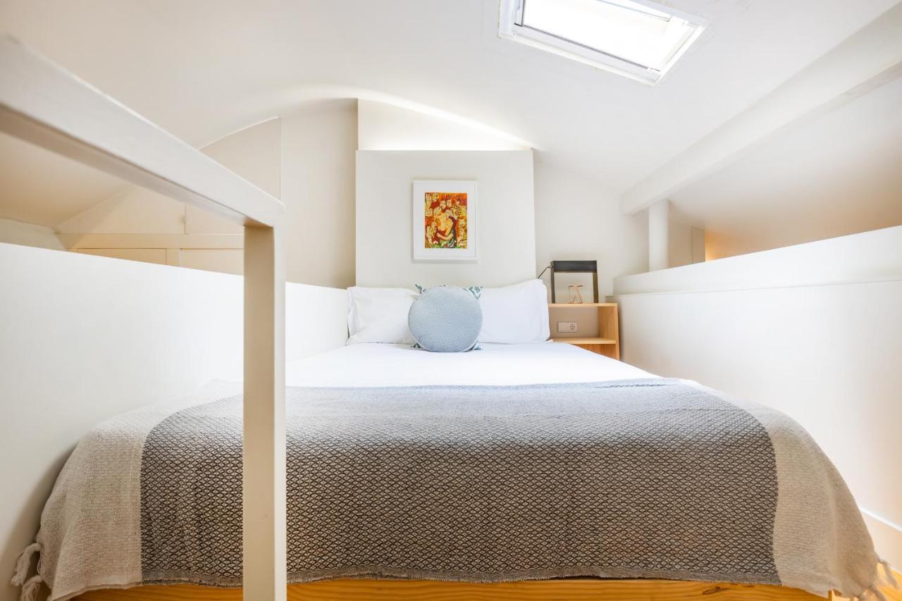 Apartment Loft With Mezzanine *