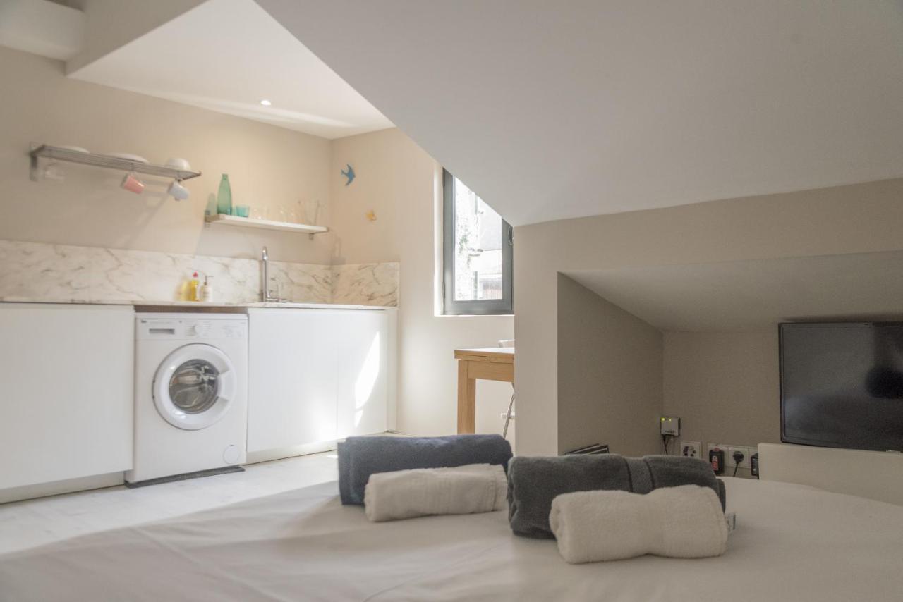 Apartment Formosa Stylish By Homing Porto