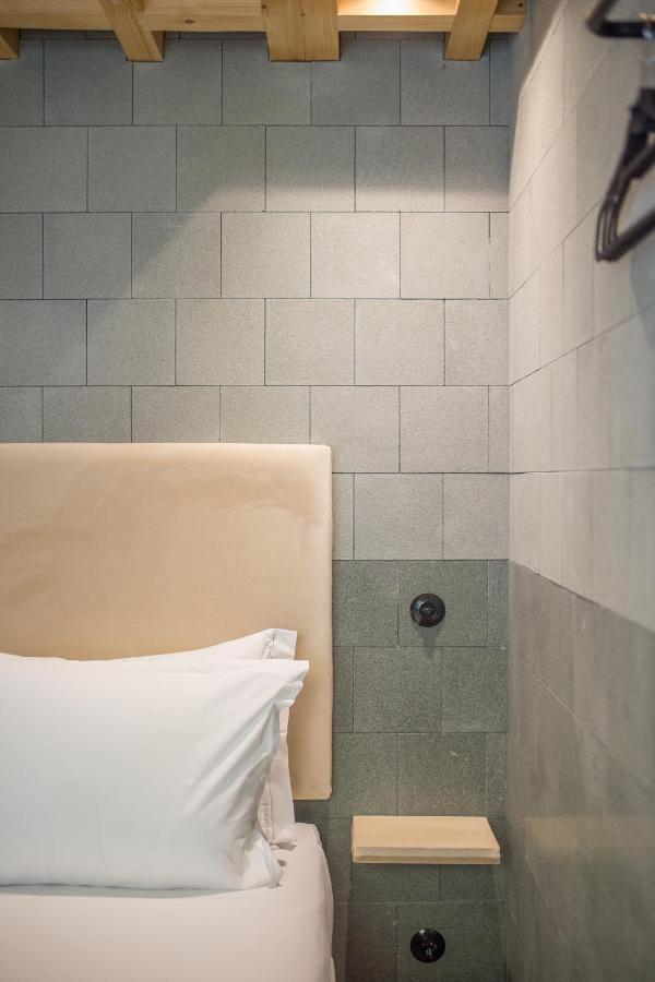 Apartment 62 Design House Ii