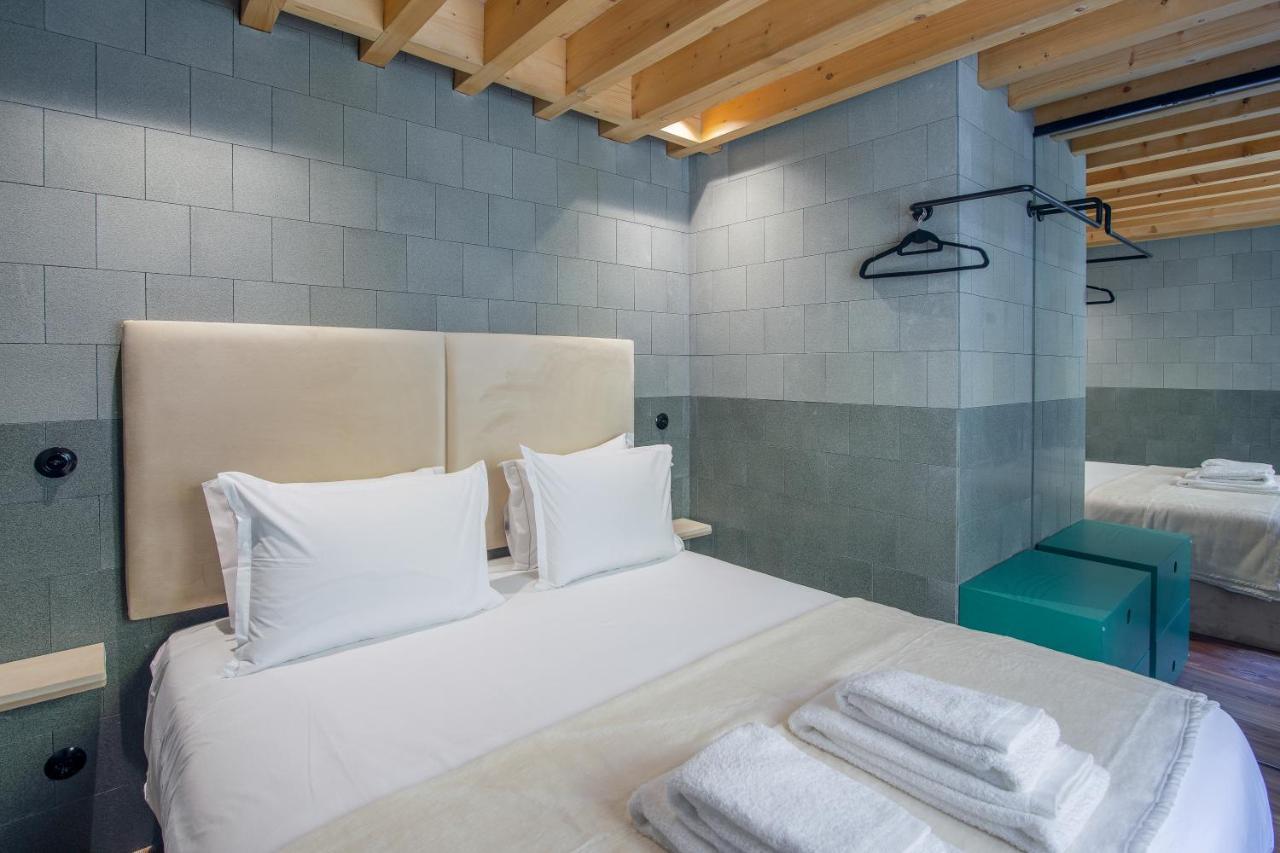 62 Design House Ii *