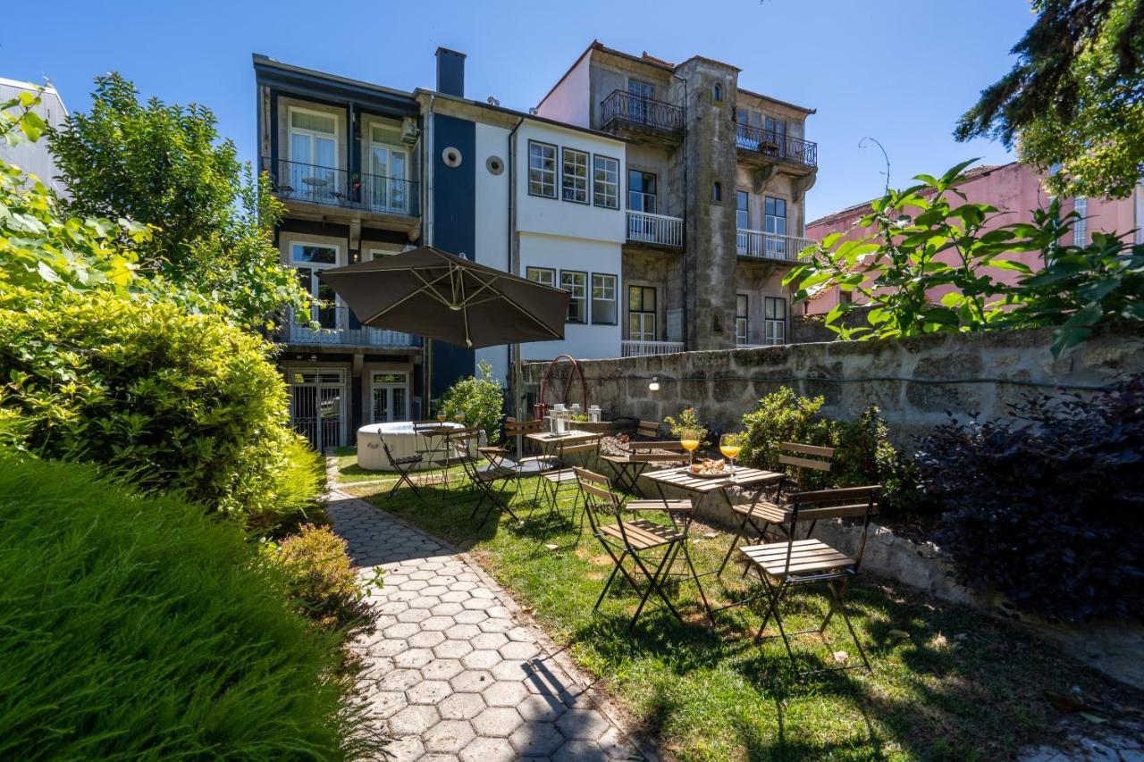 Homely Noble Flats - Garden&jacuzzi Apartment