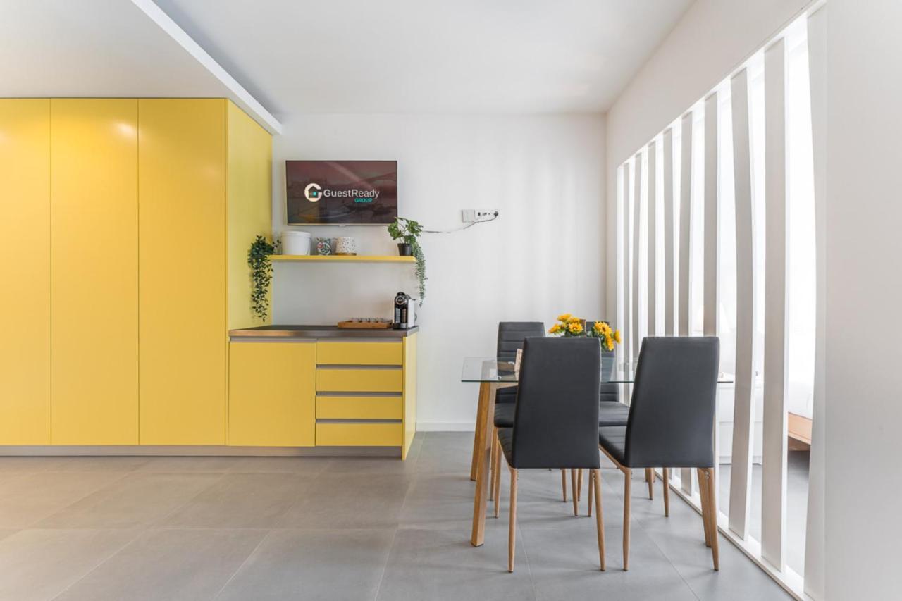 Guestready - Light & Bright