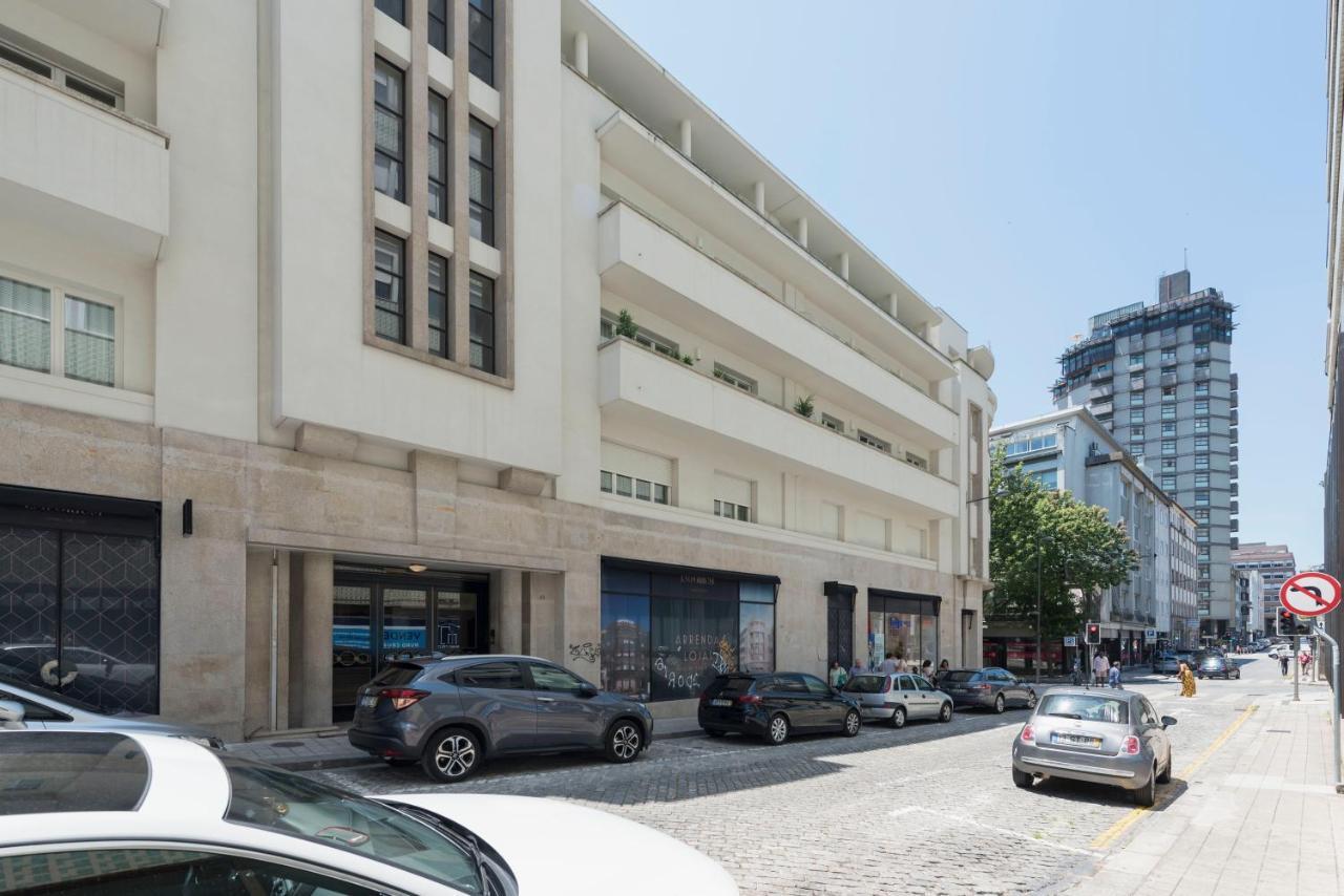 Emporium Deluxe 3br W/ Private Parking By Lovelystay * Porto
