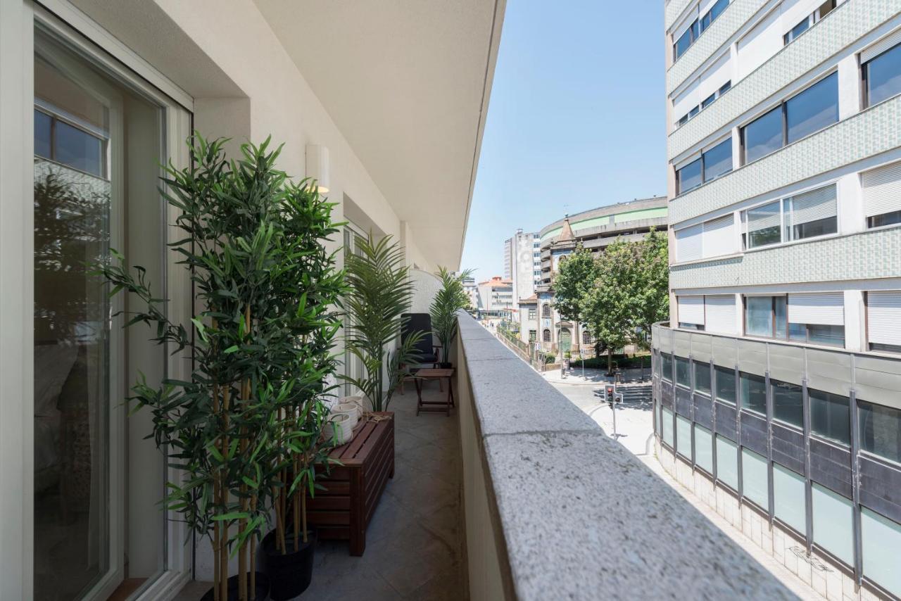 Emporium Deluxe 3br W/ Private Parking By Lovelystay Apartment *