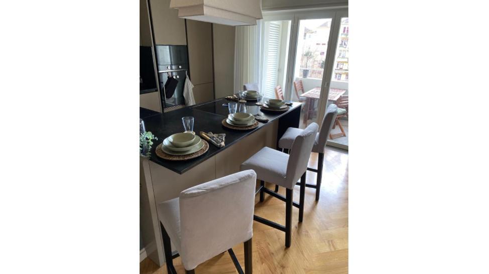 Emporium Deluxe 3br W/ Private Parking By Lovelystay Porto