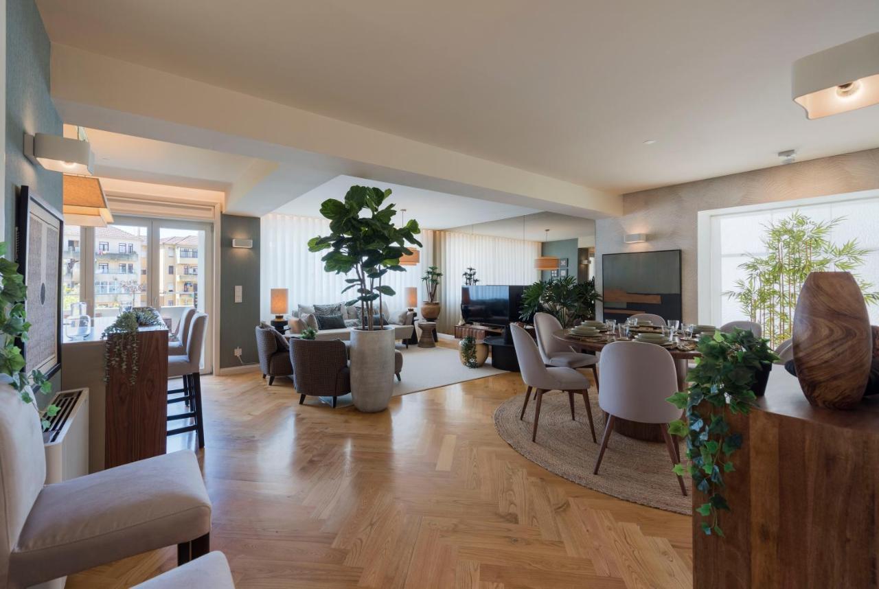 Emporium Deluxe 3br W/ Private Parking By Lovelystay Apartment Porto