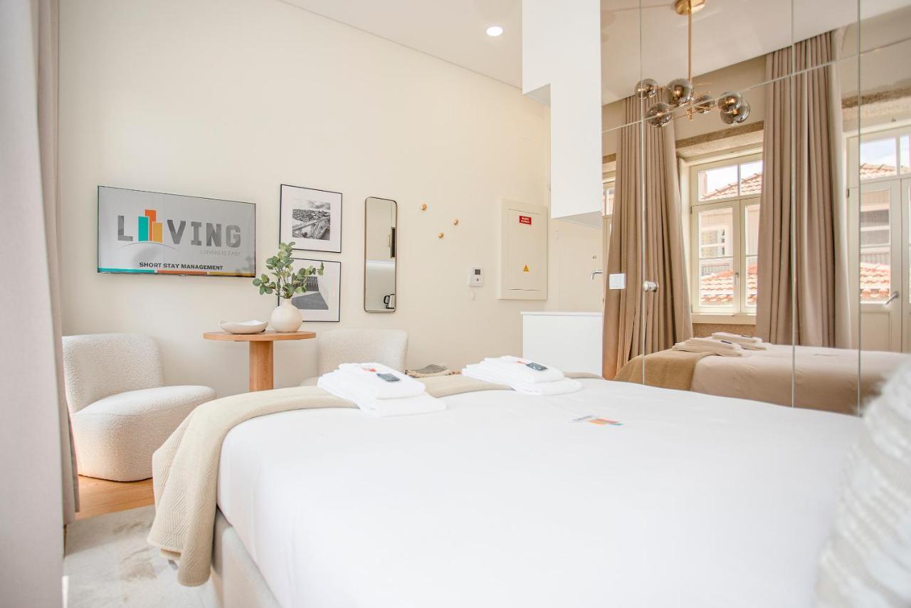 Liiiving In Porto- Clerigos Boutique Apartment