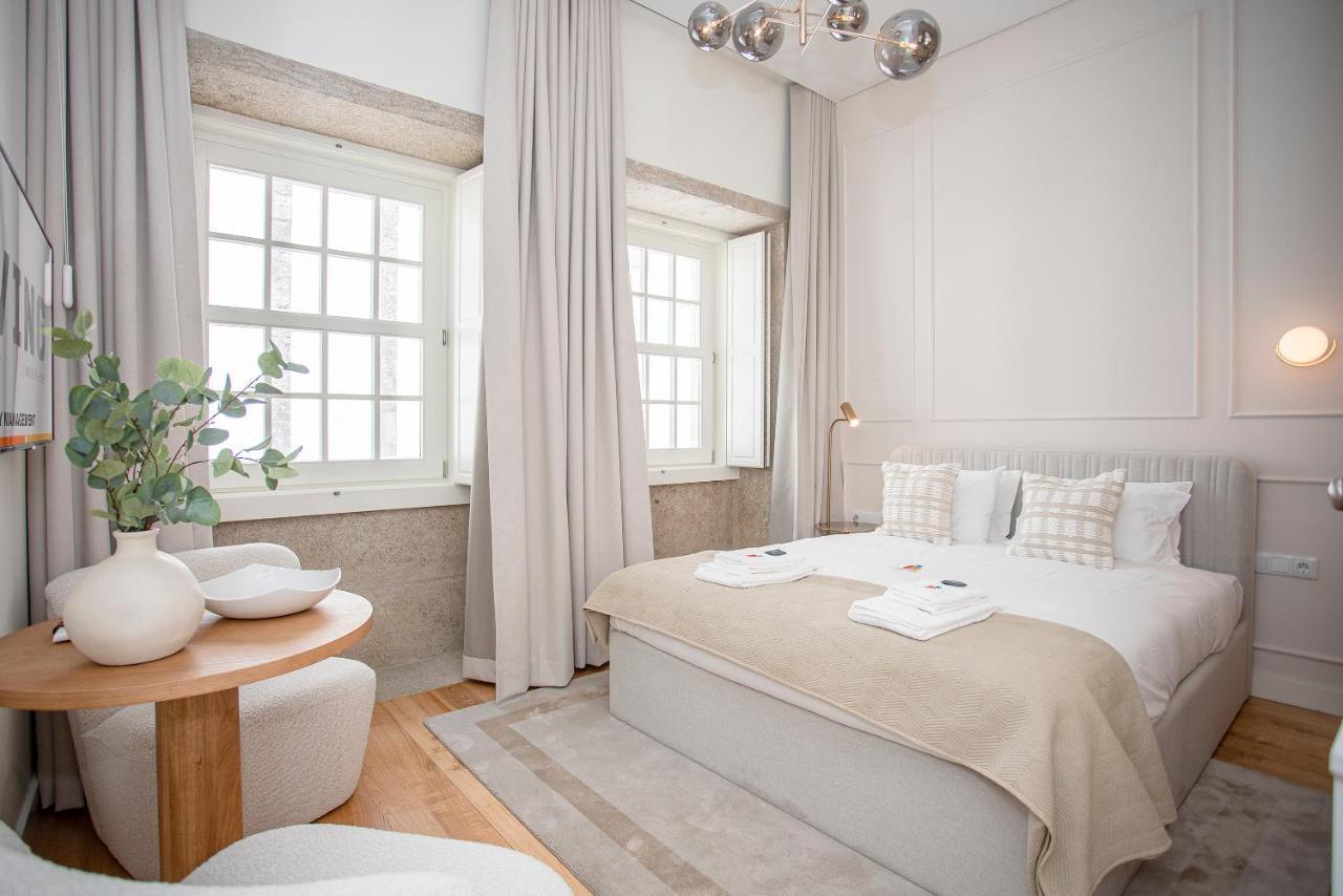 Liiiving In Porto- Clerigos Boutique Porto