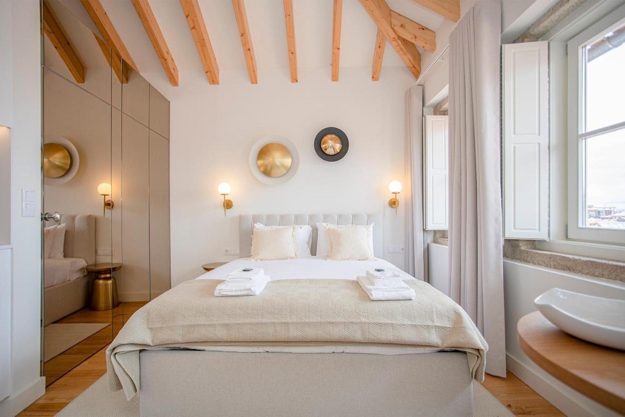 Liiiving In Porto- Clerigos Boutique Apartment