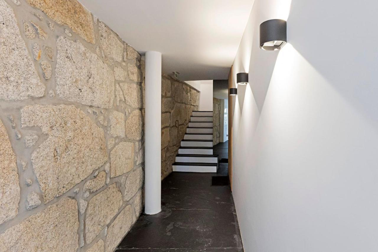 Wonderful 2br Duplex Near River By Lovelystay