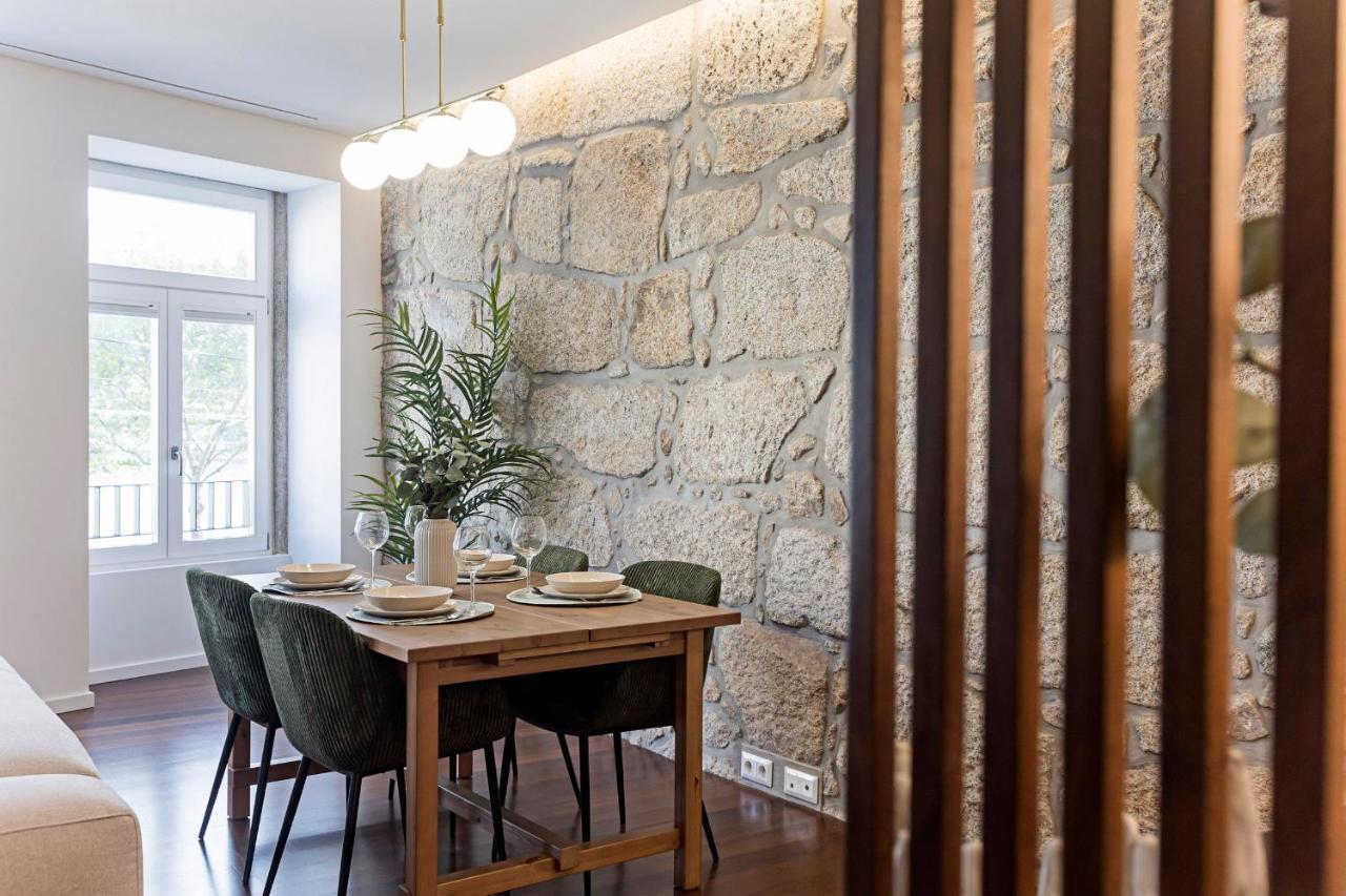Wonderful 2br Duplex Near River By Lovelystay * Porto