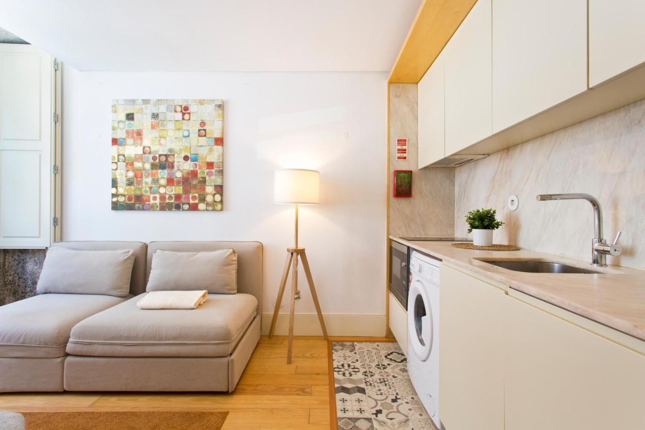 Blue Republica - Cozy Centre Apartment *