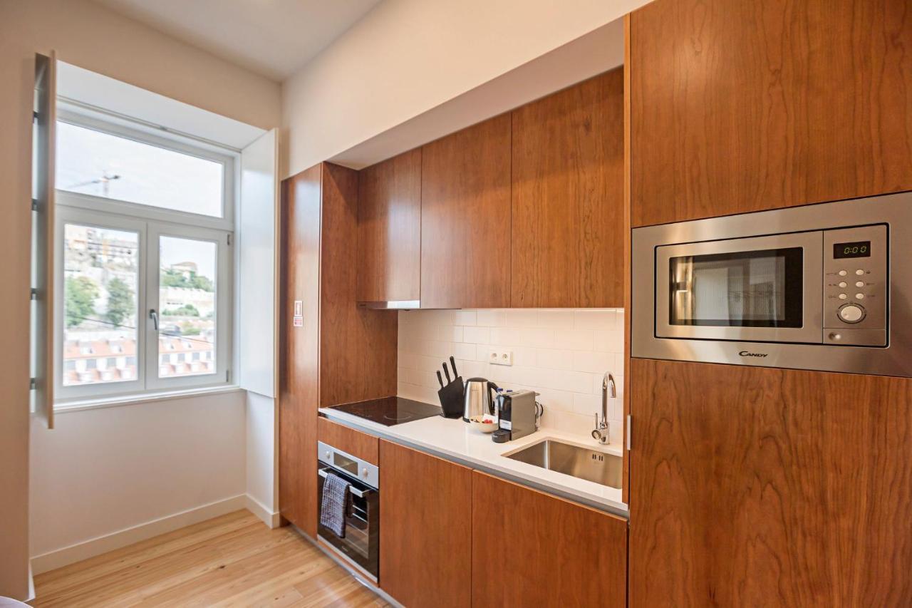 Apartment Superb Flat W/ Balcony And Ac By Lovelystay *