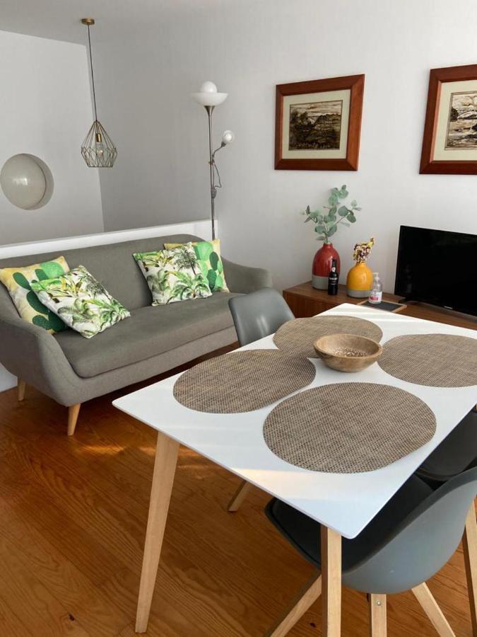 Cativo Flat - Lovely 2 Bedroom Duplex In * Porto