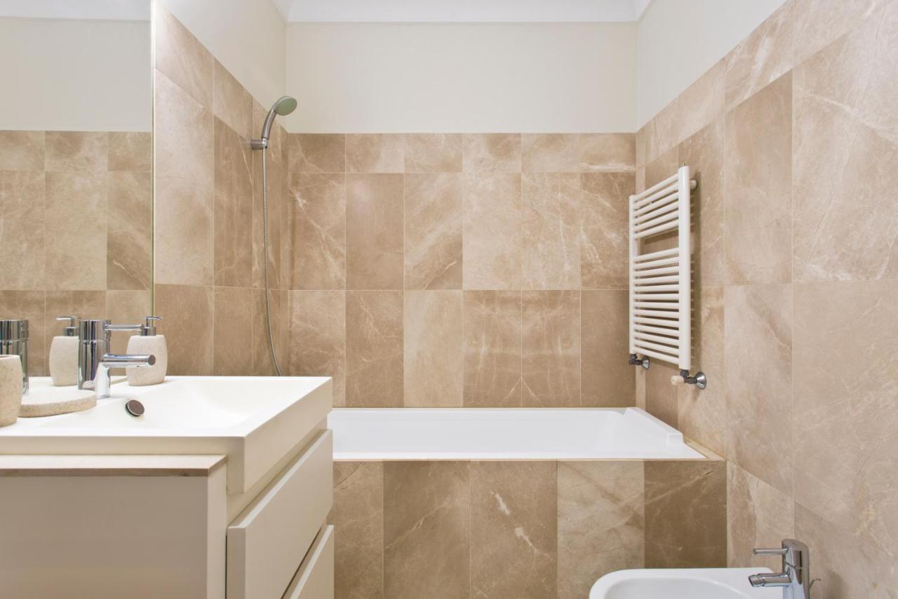 Boutique Rentals- Douro Ribeira Historical Center With Parking * Porto