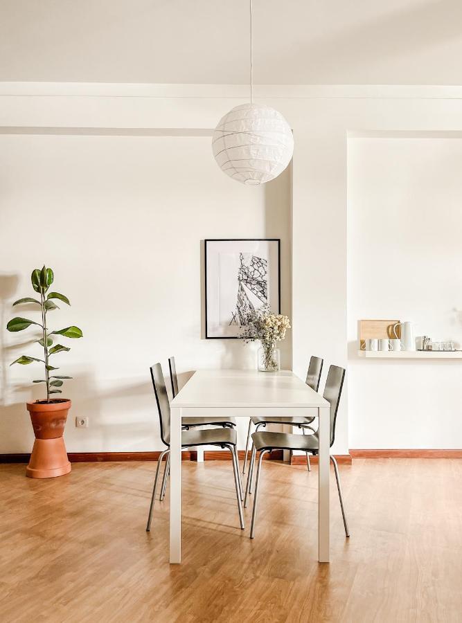 Loft With Free Parking Apartment Porto