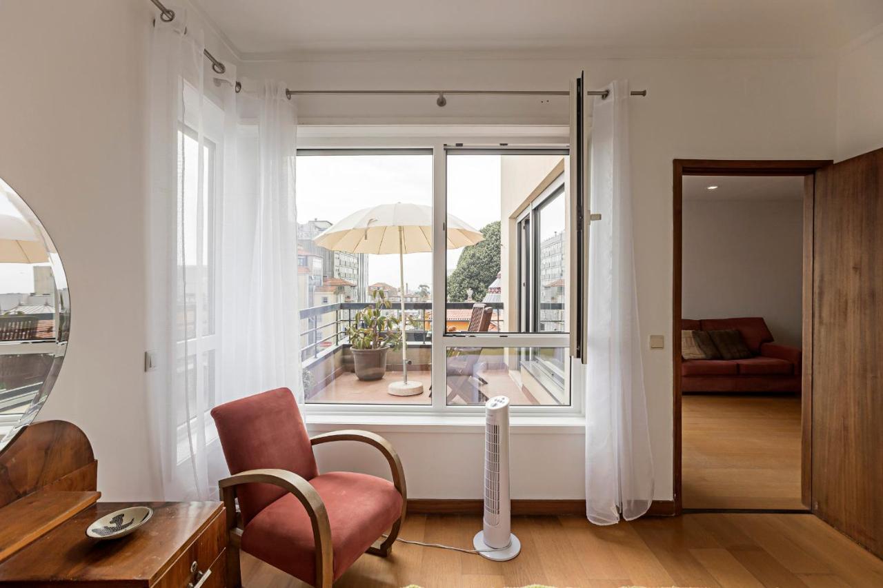 Balcony Over By Lovelystay Apartment Porto