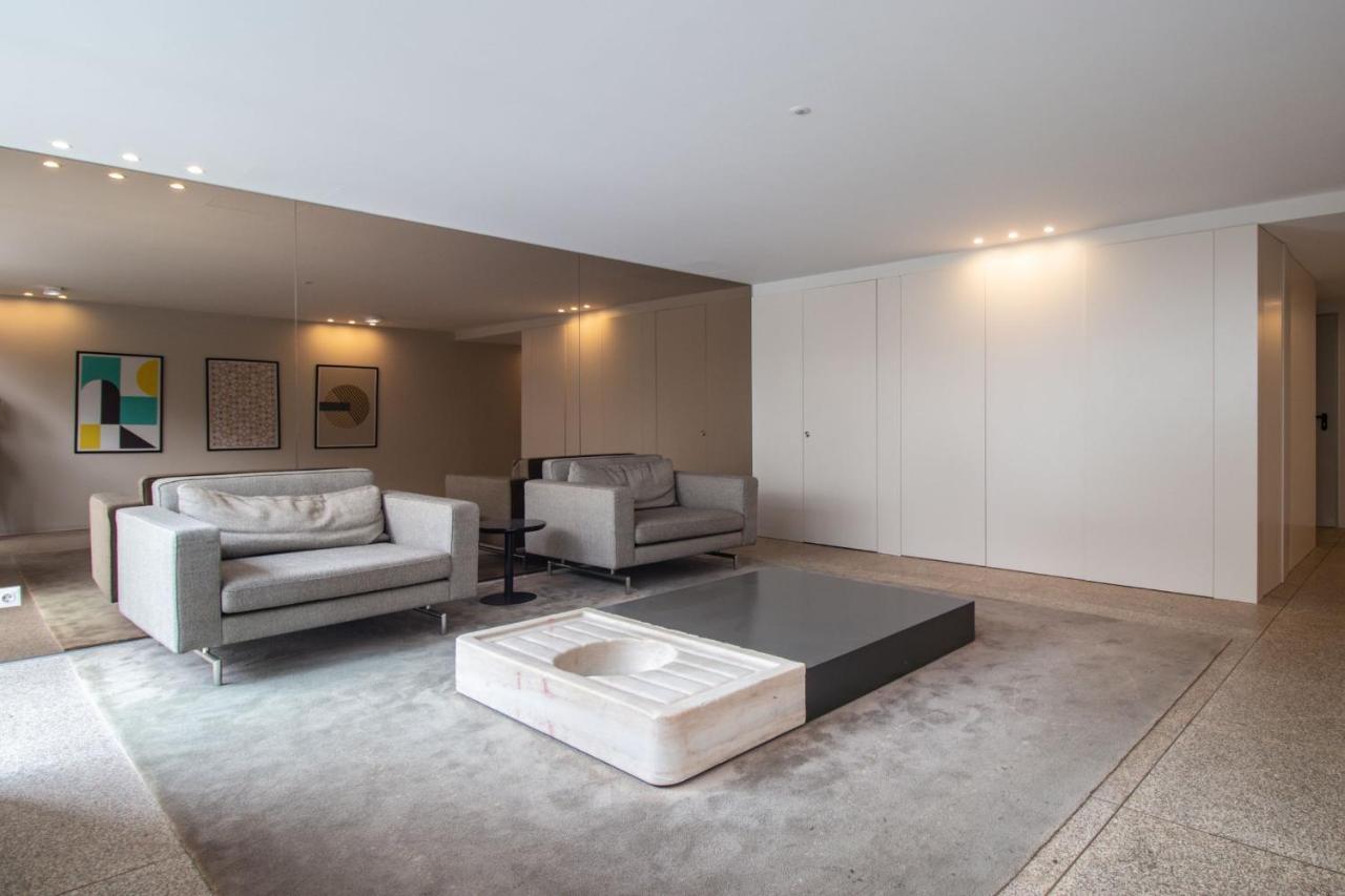 Apartment Stunning W/ Free Parking By Lovelystay Porto