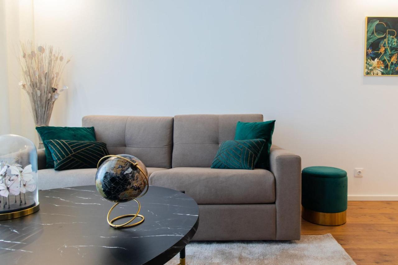 Stunning W/ Free Parking By Lovelystay * Porto