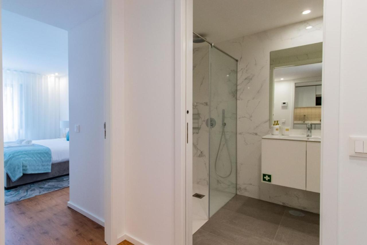 Apartment Stunning W/ Free Parking By Lovelystay