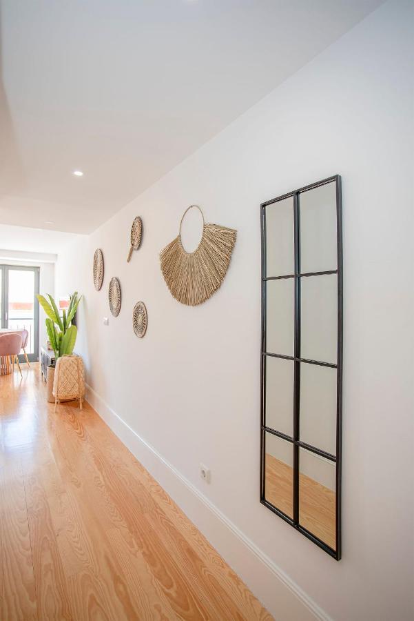 Liiiving In - Flores Design Experience
